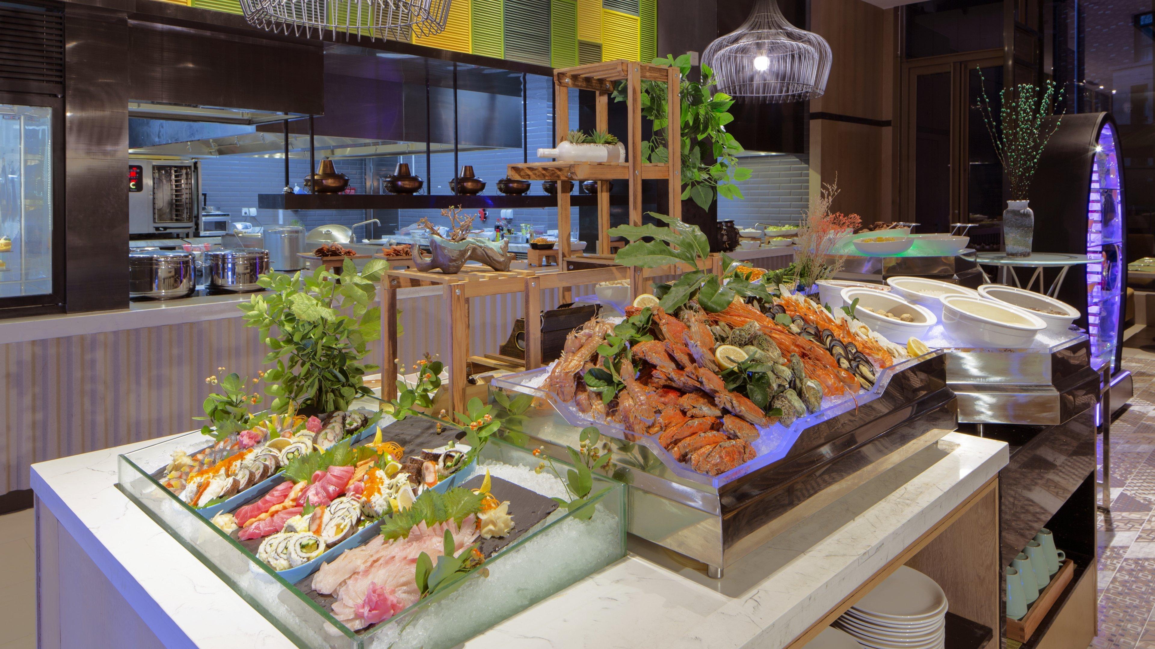 Holiday Inn & Suites Tianjin Downtown By Ihg,Tianjin Drum Tower,Joycity Shopping Mall,Tianjin Ancient Cultural Street,Haihe River,The Porcelain House,Convenient Access To Tianjin Binhai International Airport Exterior photo