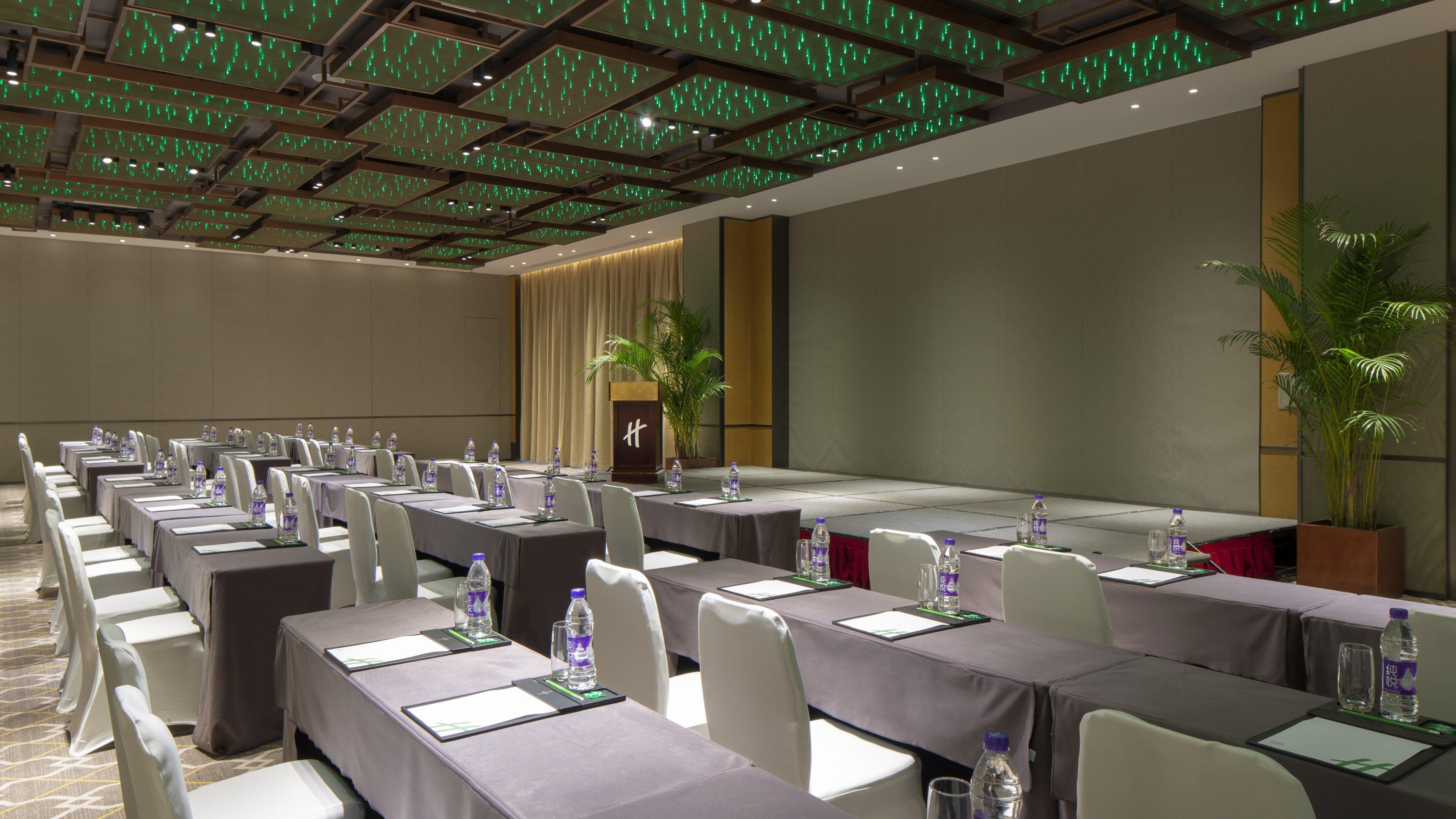 Holiday Inn & Suites Tianjin Downtown By Ihg,Tianjin Drum Tower,Joycity Shopping Mall,Tianjin Ancient Cultural Street,Haihe River,The Porcelain House,Convenient Access To Tianjin Binhai International Airport Exterior photo